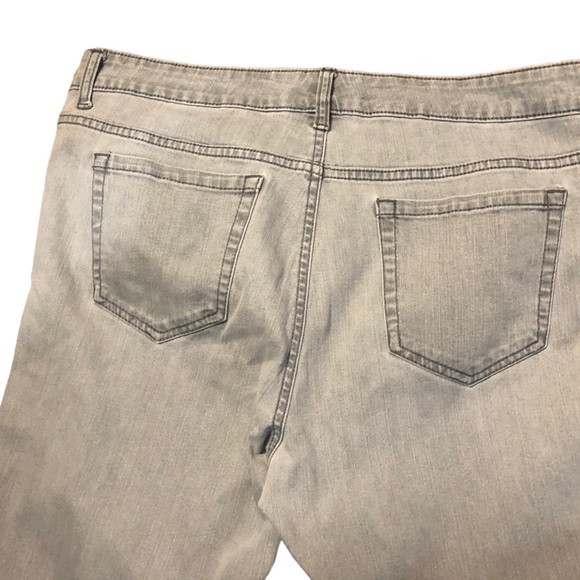 Jones New York Grey Jeans - Picture 2 of 4